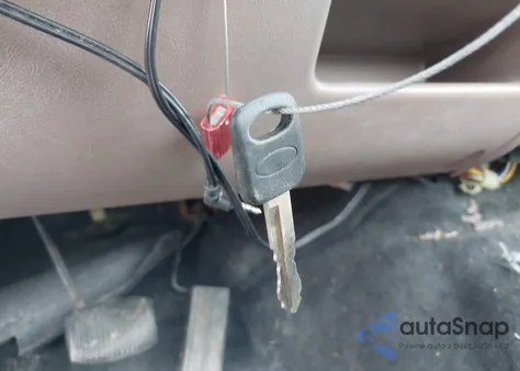 1994 Ford F150 z USA, uszkodzony, nr VIN 1FTDF15Y7RLB47898